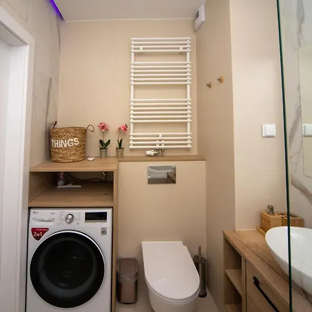 Maya's Flats & 30 - 3 Pokojowy N דירה