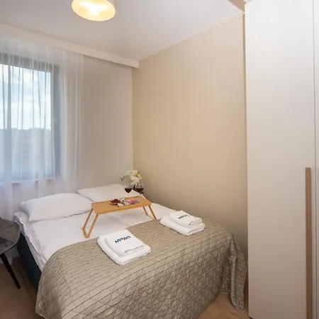 Maya's Flats & 30 - 3 Pokojowy N Apartamento *